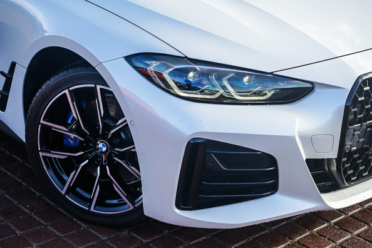 BMW 4 Series image 2