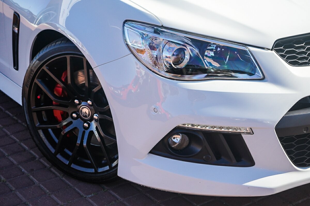 Holden Special Vehicles Clubsport image 2