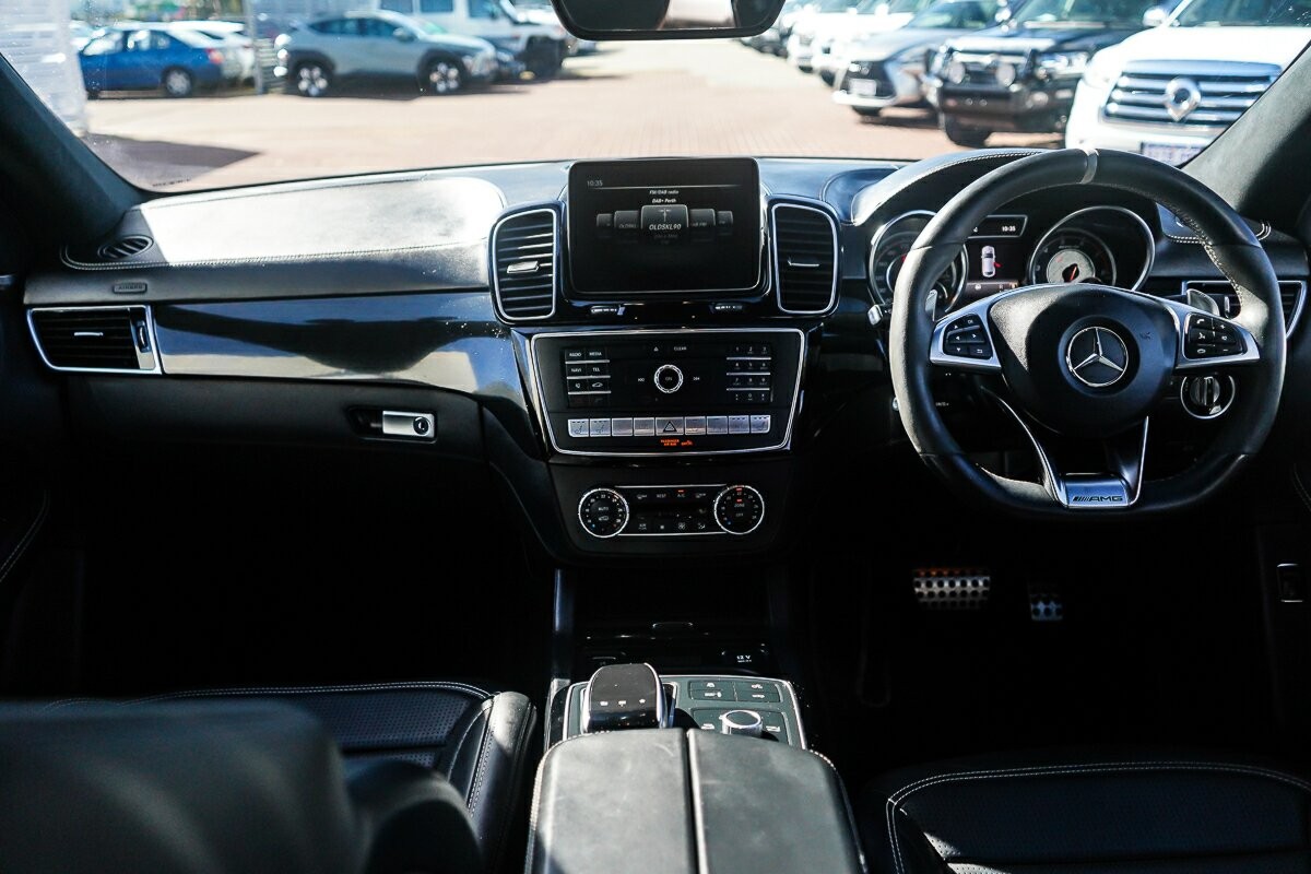 Mercedes Benz Gle-class image 4