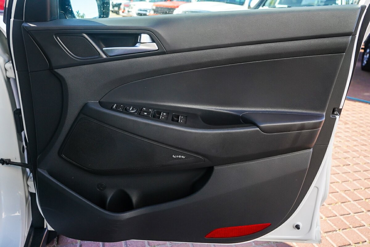Hyundai Tucson image 4