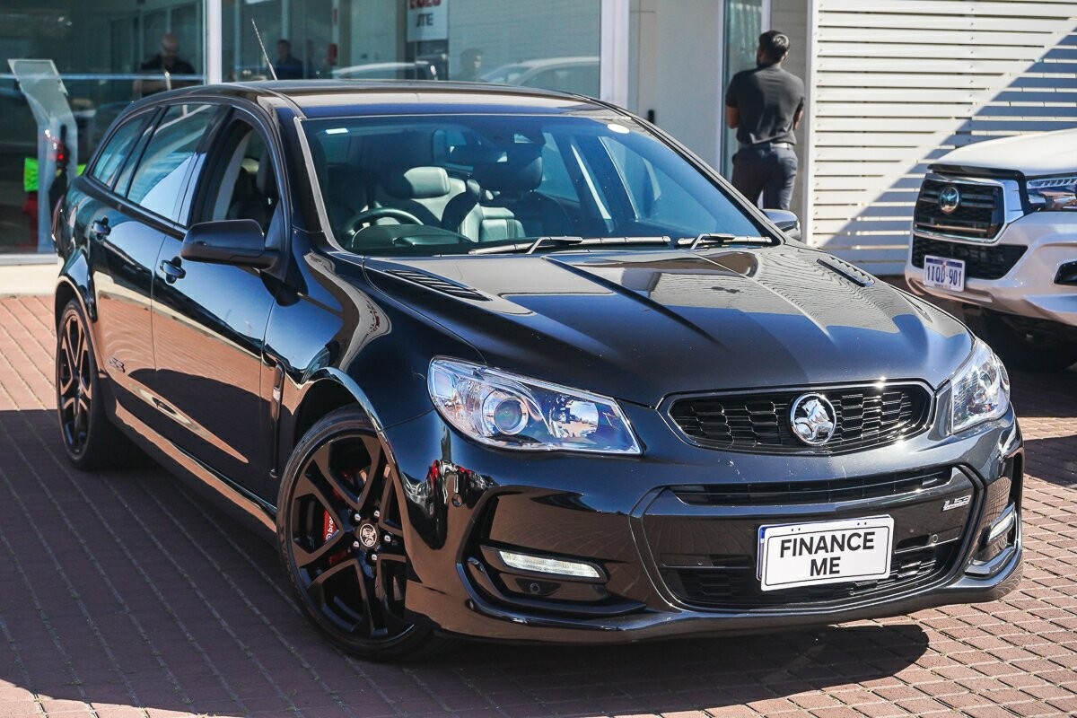 Holden Commodore image 1