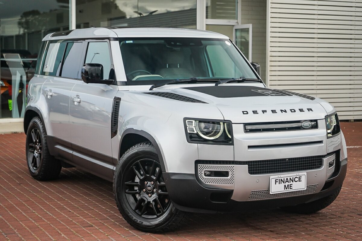 Land Rover Defender image 1