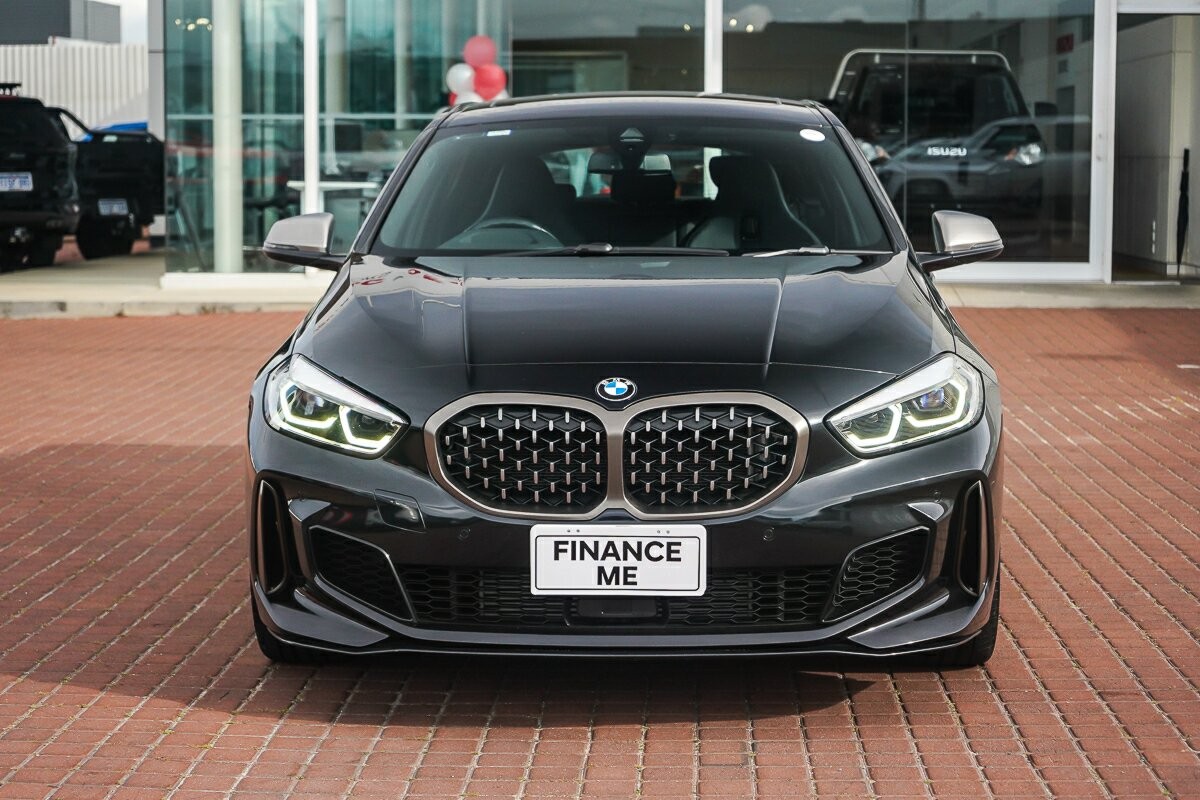 BMW 1 Series image 3