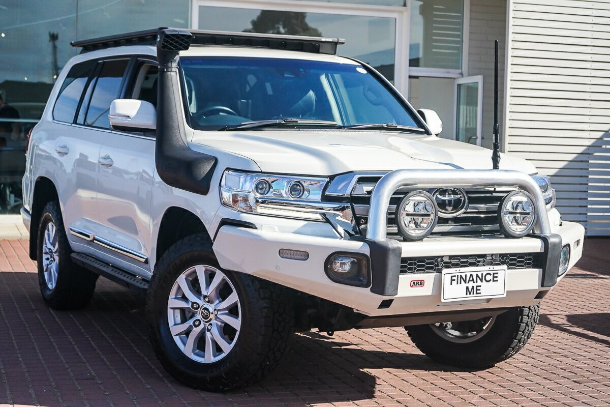 Toyota Landcruiser image 1
