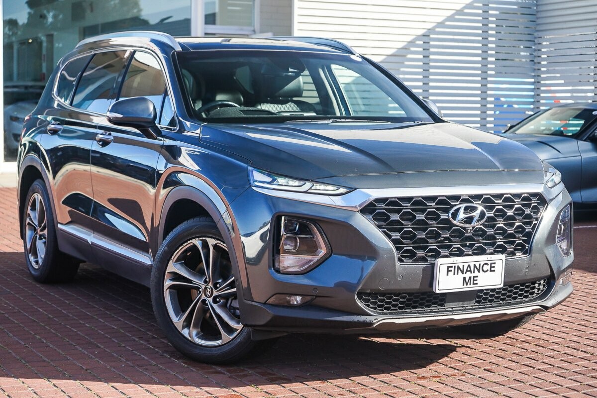Hyundai Santa Fe image 1