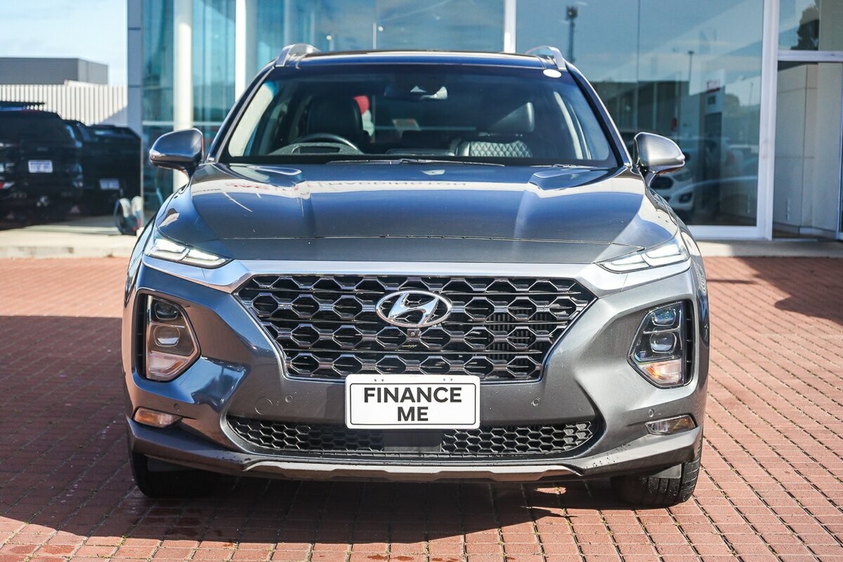 Hyundai Santa Fe image 3