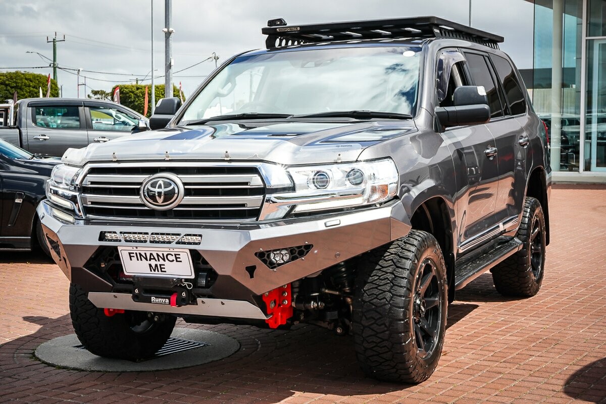 Toyota Landcruiser image 4