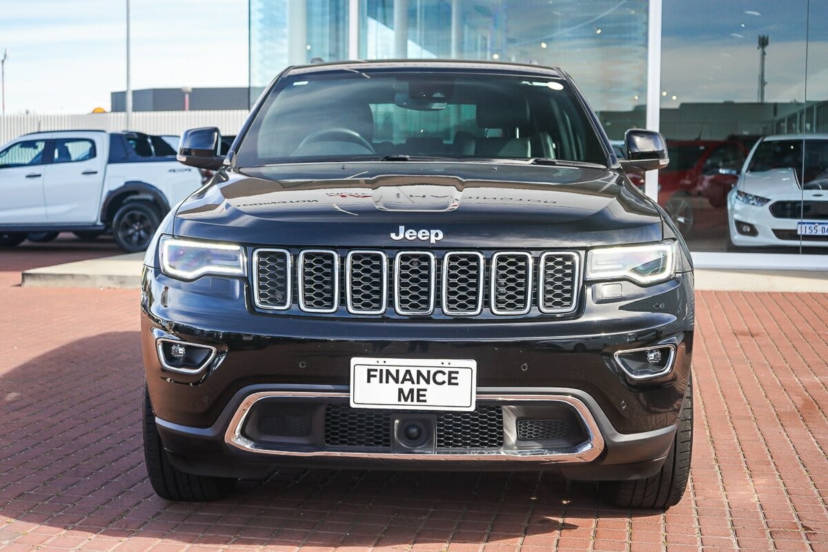 Jeep Grand Cherokee image 3