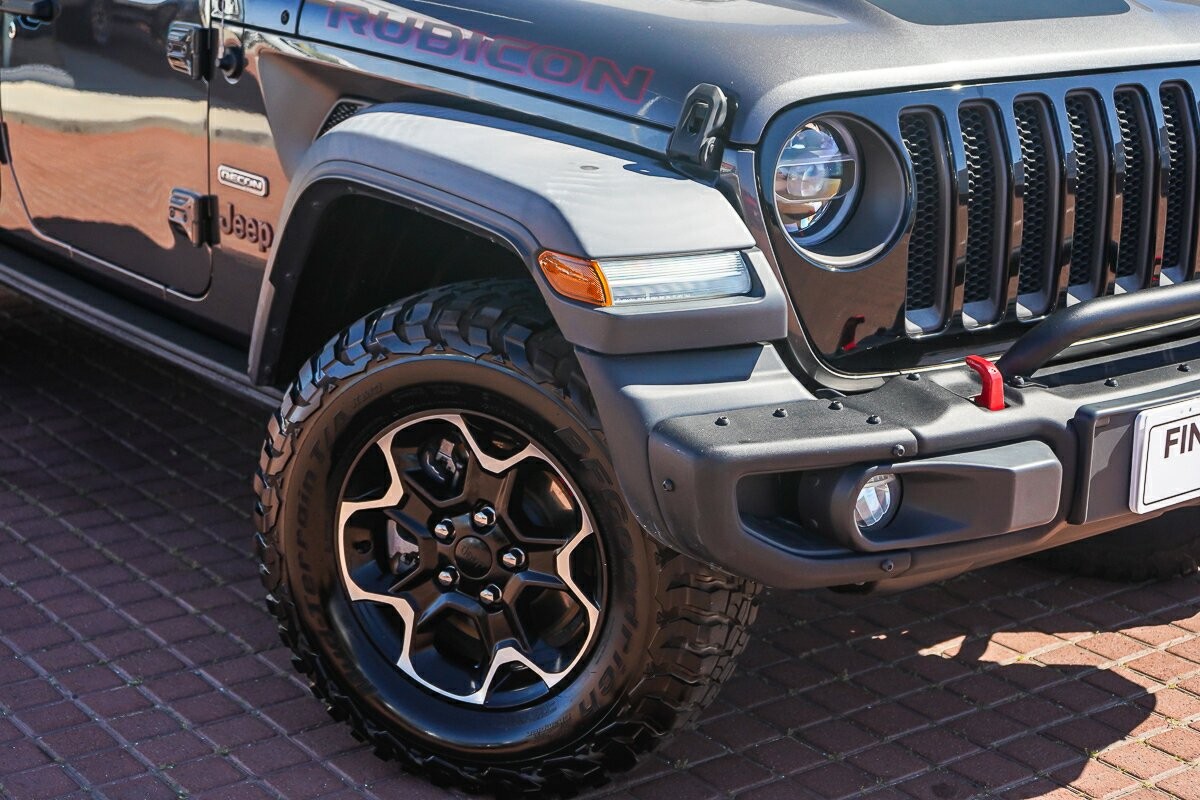 Jeep Wrangler image 2