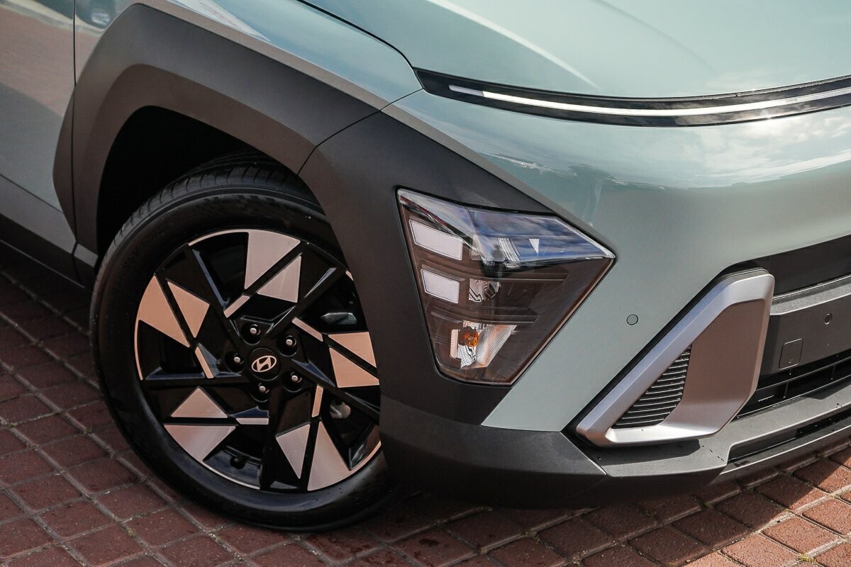 Hyundai Kona image 2