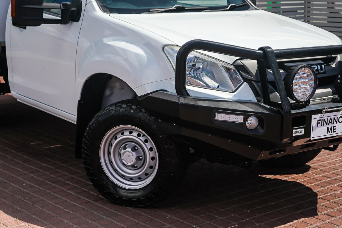Isuzu D-max image 2