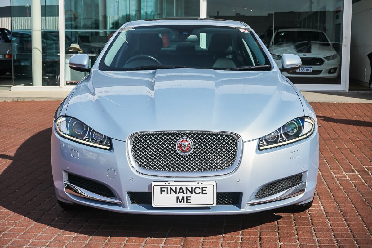 Jaguar Xf image 3