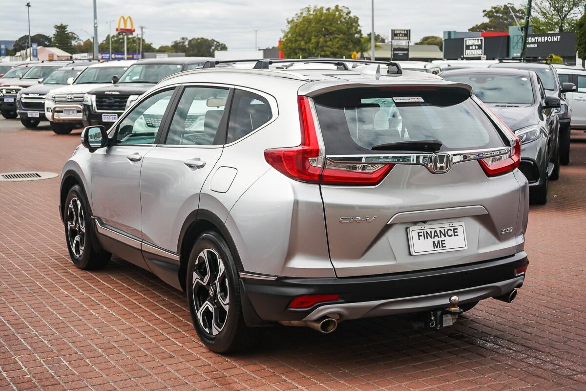 Honda Cr-v image 2