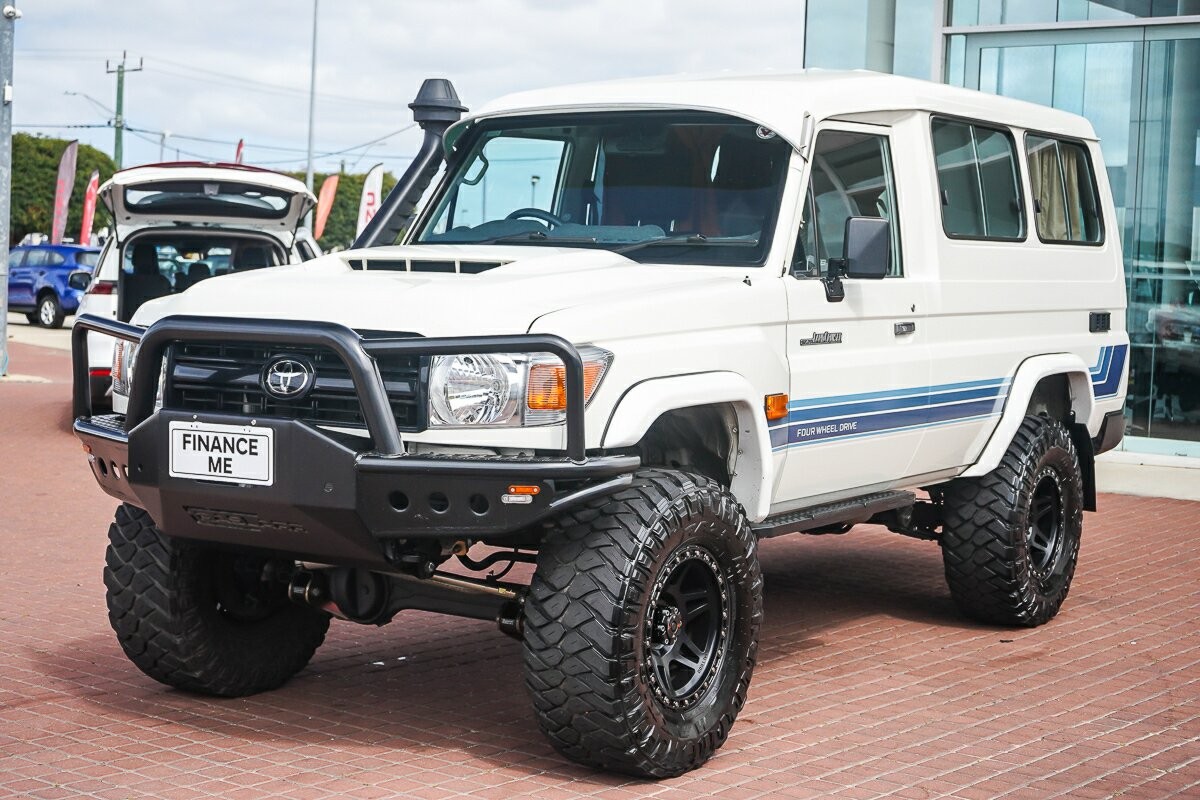 Toyota Landcruiser image 4