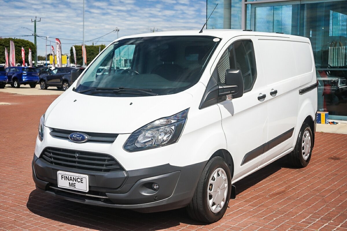 Ford Transit Custom image 4