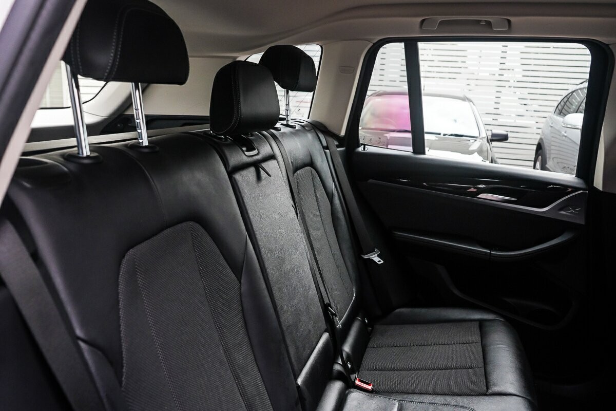 BMW X3 image 3