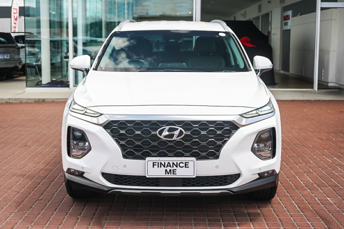 Hyundai Santa Fe image 3
