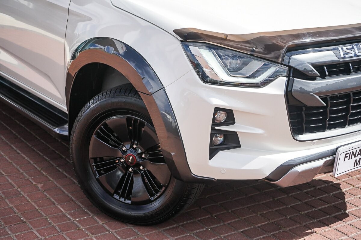 Isuzu D-max image 2