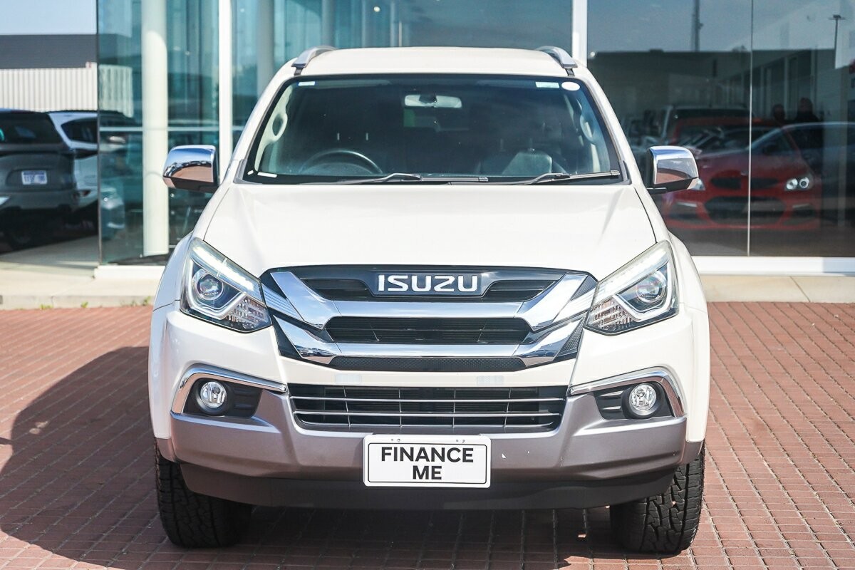 Isuzu Mu-x image 3