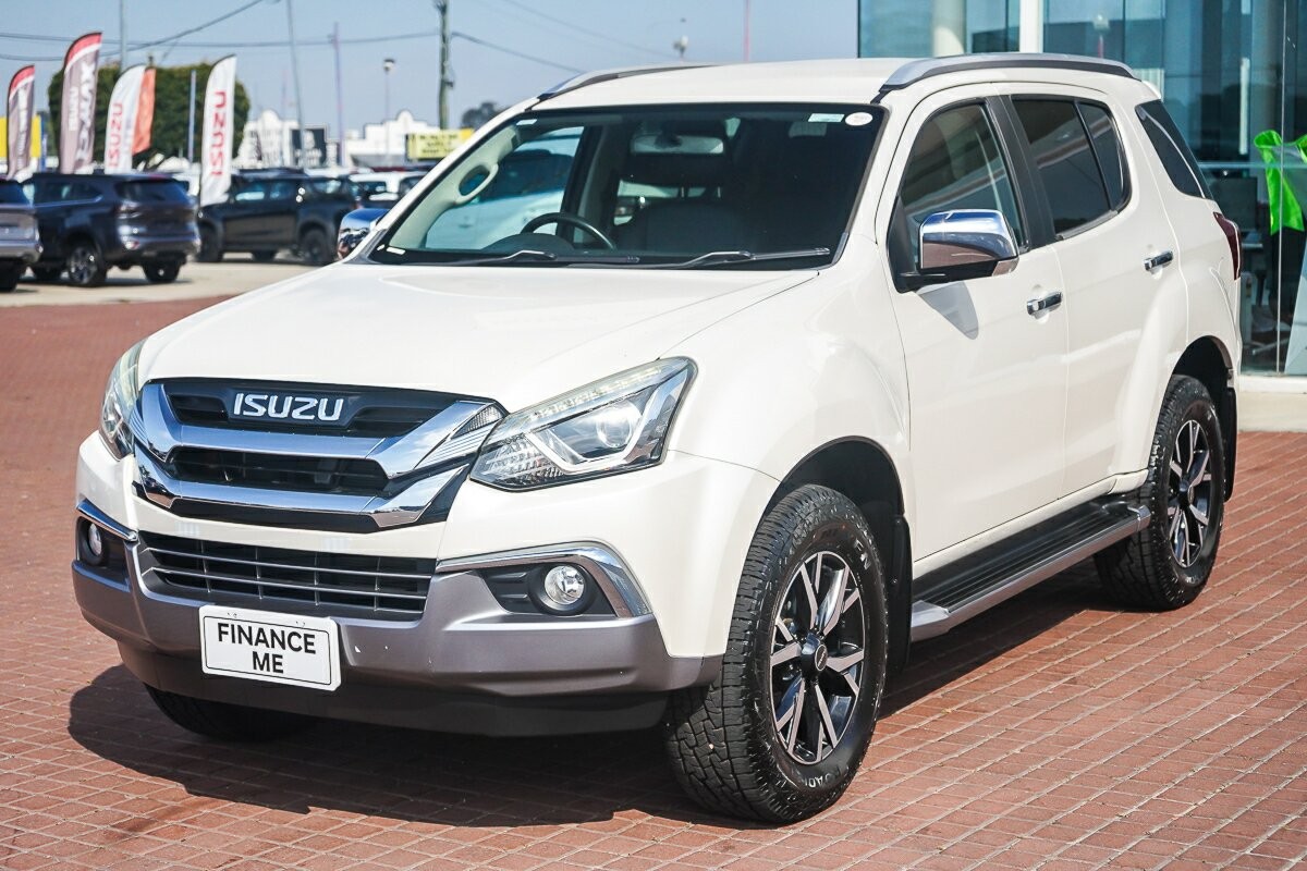 Isuzu Mu-x image 4