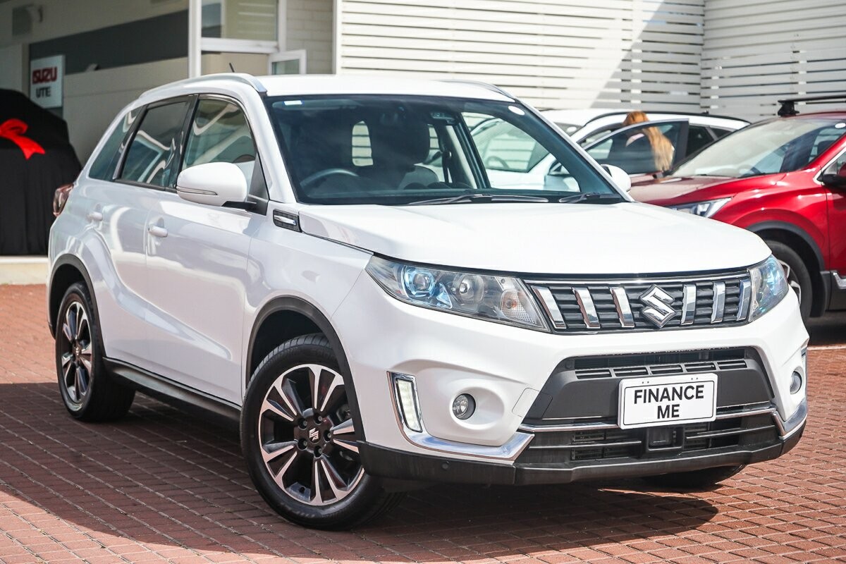 Suzuki Vitara image 1