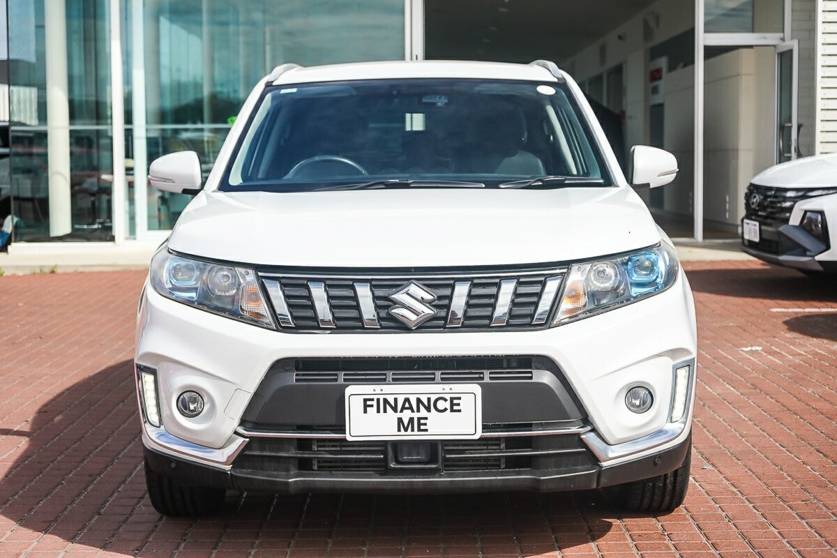 Suzuki Vitara image 3
