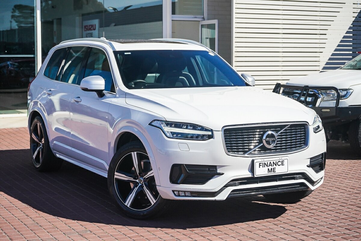 Volvo Xc90 image 1