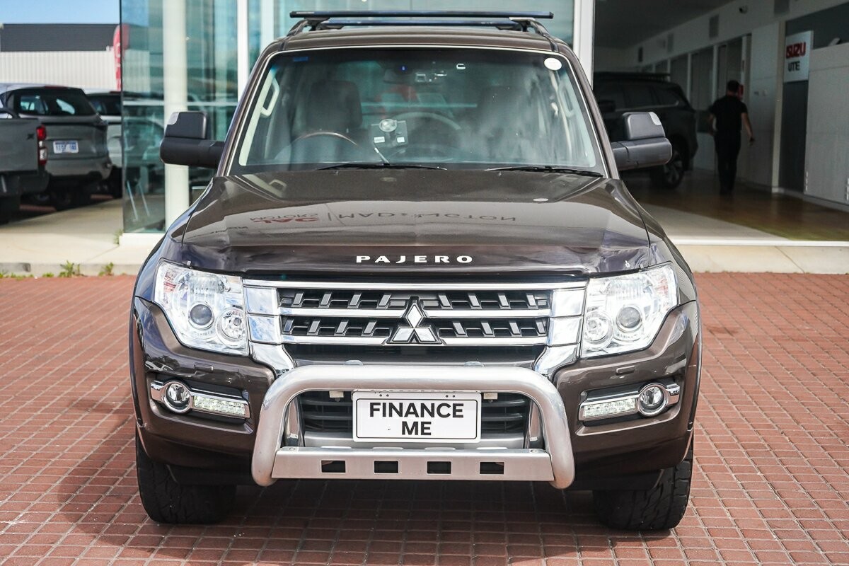 Mitsubishi Pajero image 3