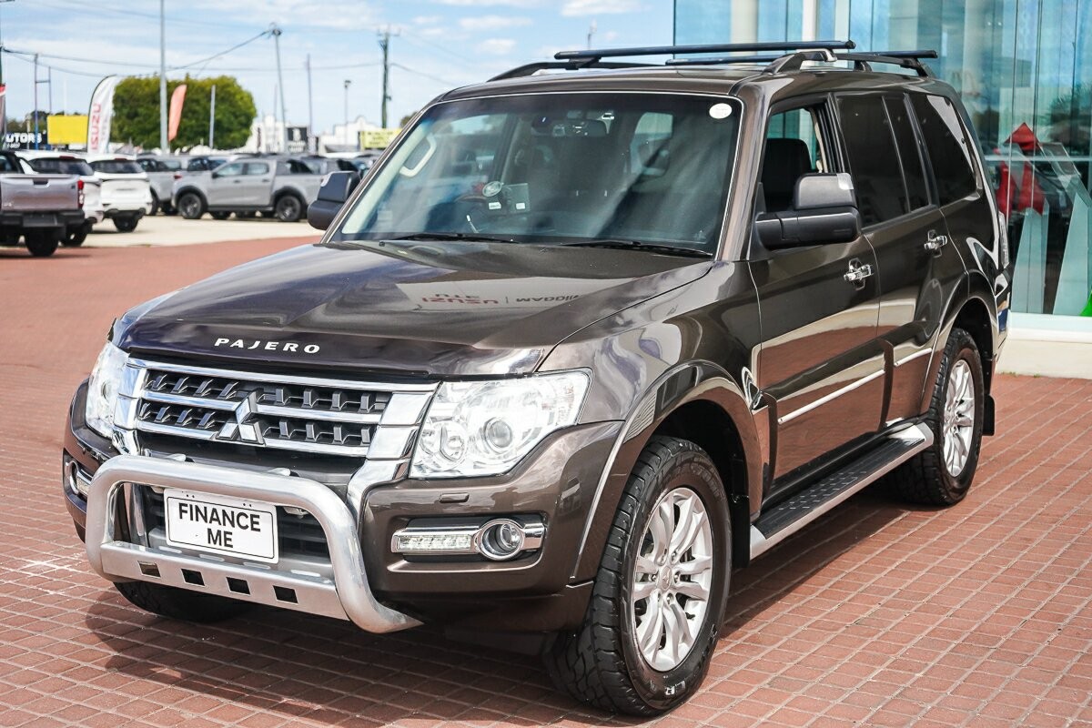 Mitsubishi Pajero image 4