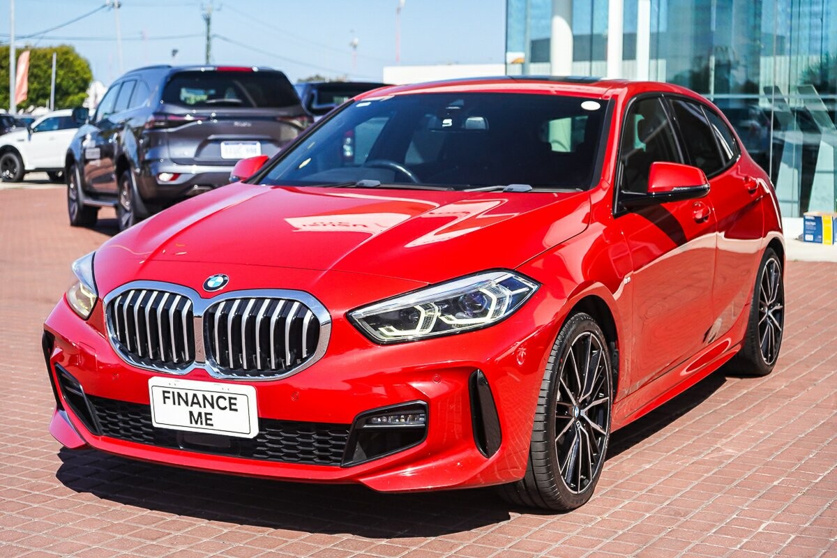 BMW 1 Series image 4