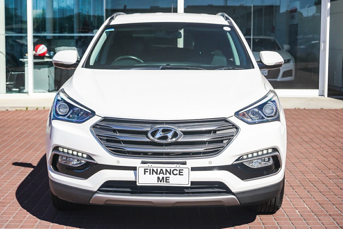 Hyundai Santa Fe image 3