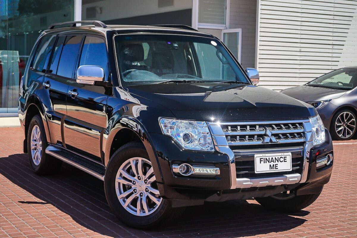 Mitsubishi Pajero image 1