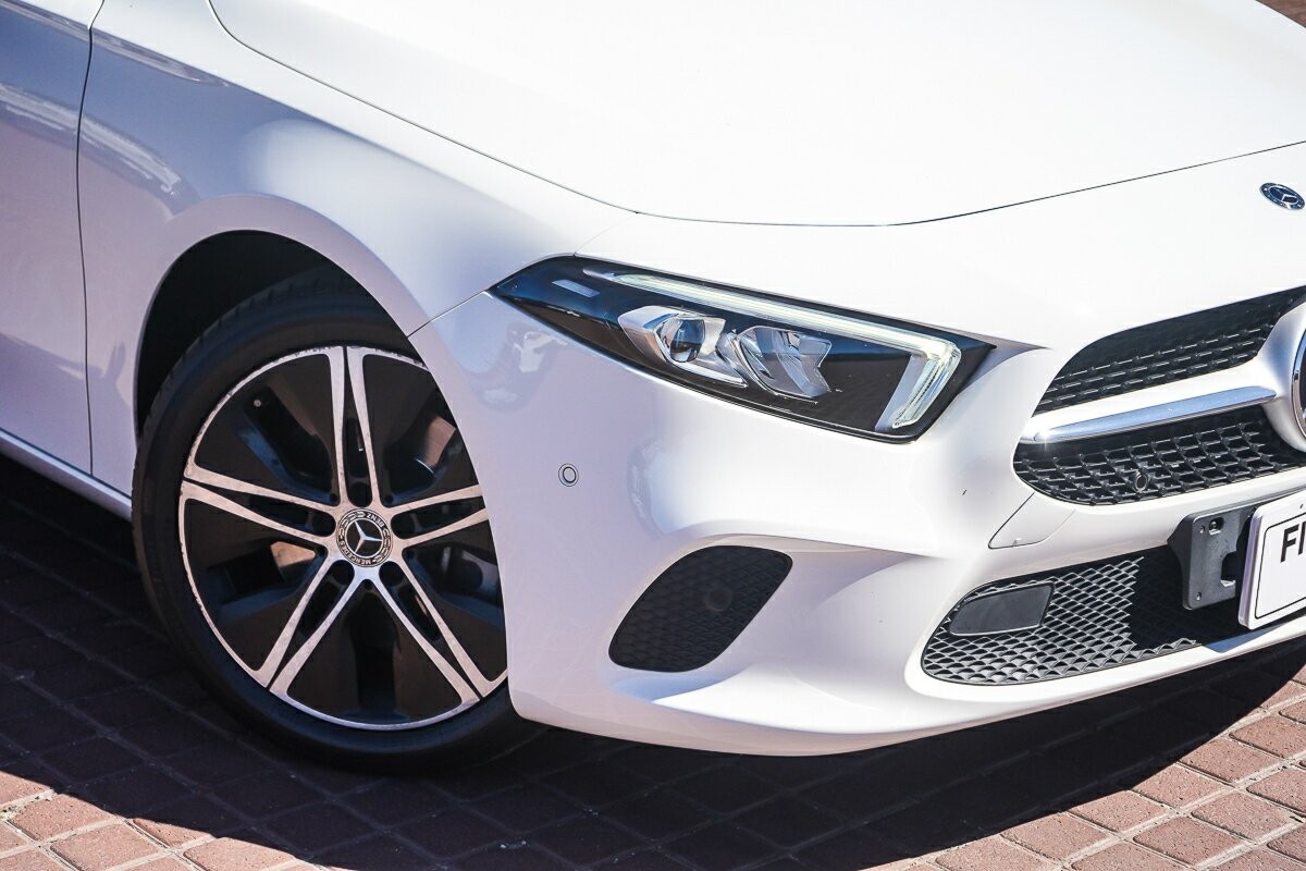 Mercedes Benz A-class image 2