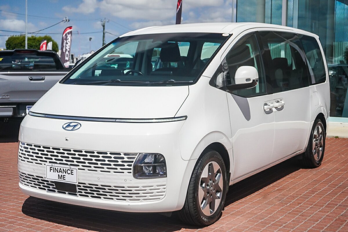 Hyundai Staria image 4