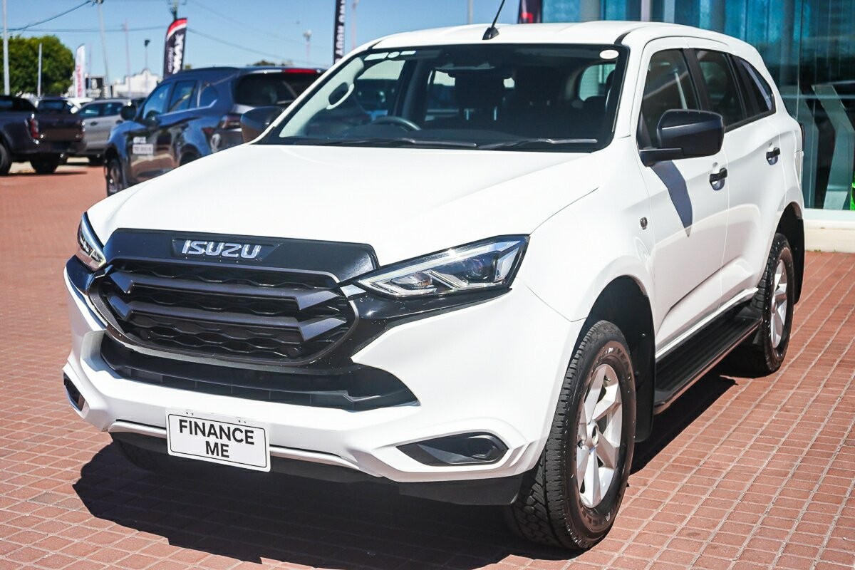 Isuzu Mu-x image 4