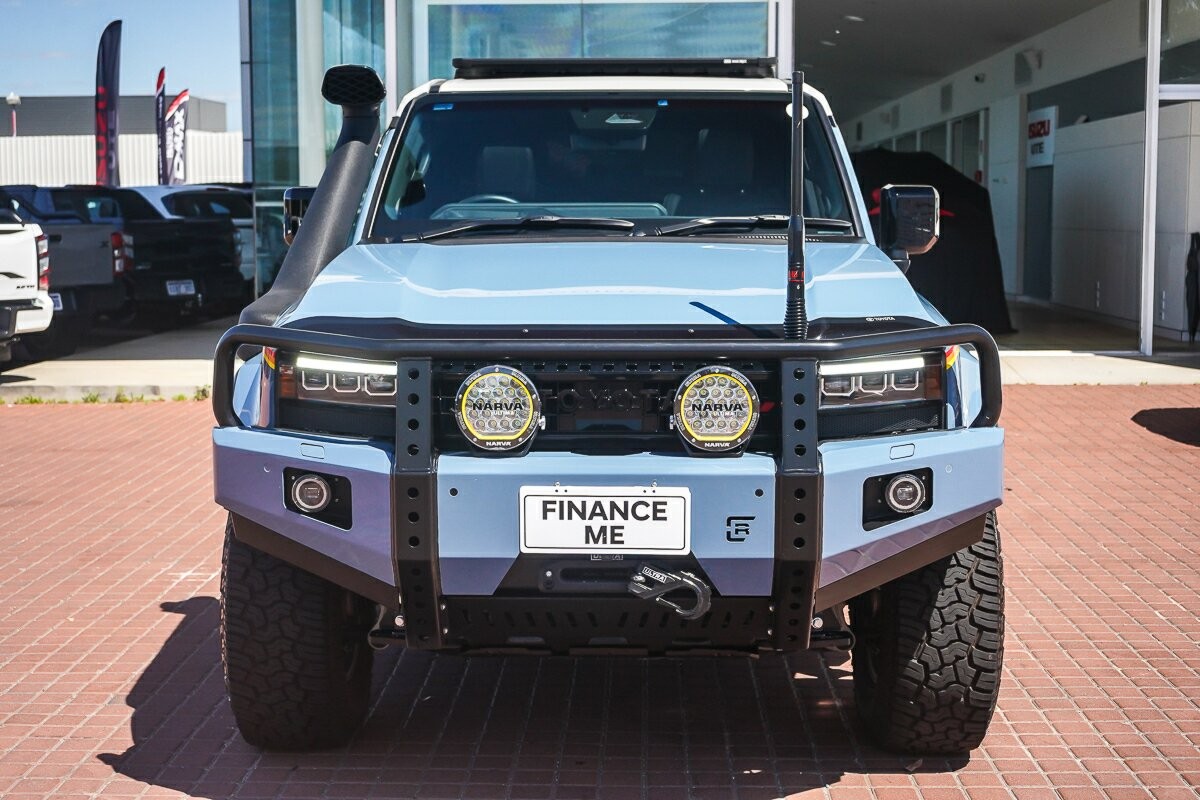 Toyota Landcruiser Prado image 3