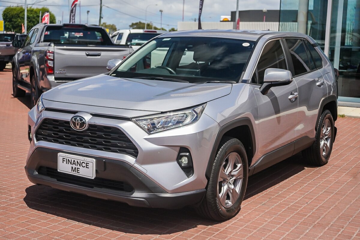Toyota Rav4 image 4