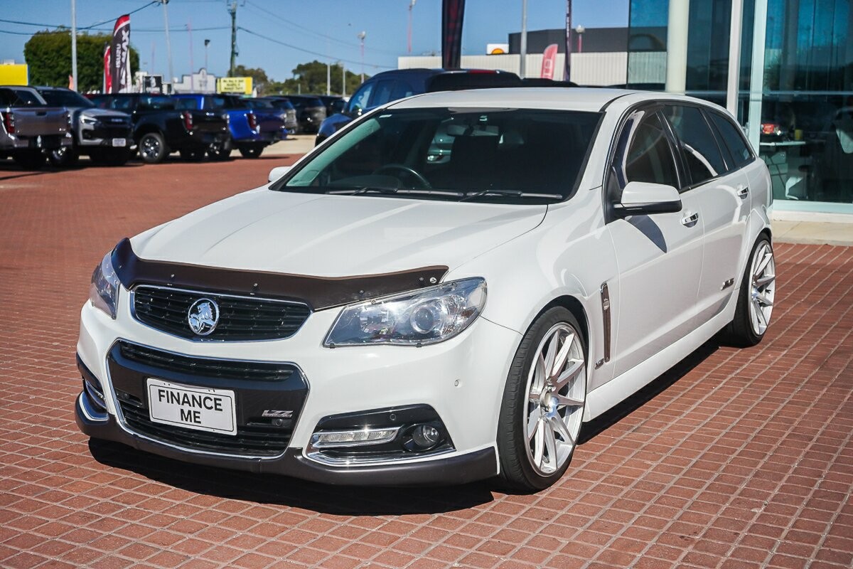 Holden Commodore image 4