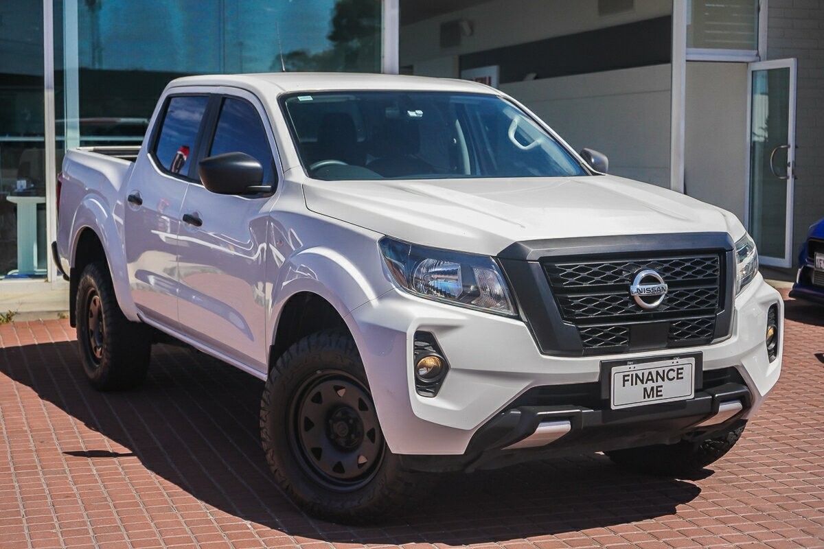 Nissan Navara image 1