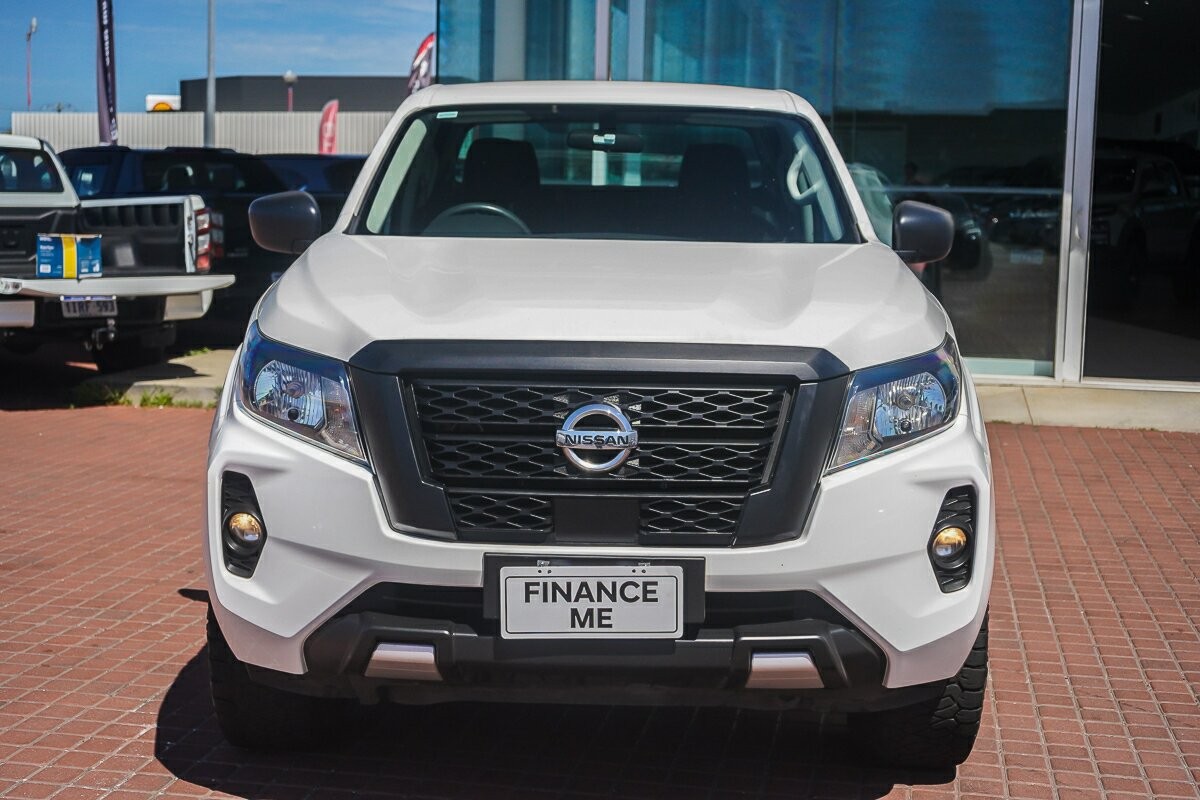 Nissan Navara image 3