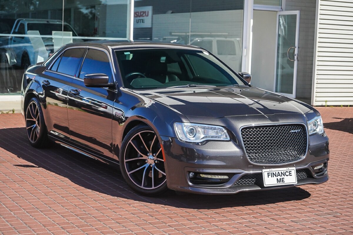 Chrysler 300 image 1
