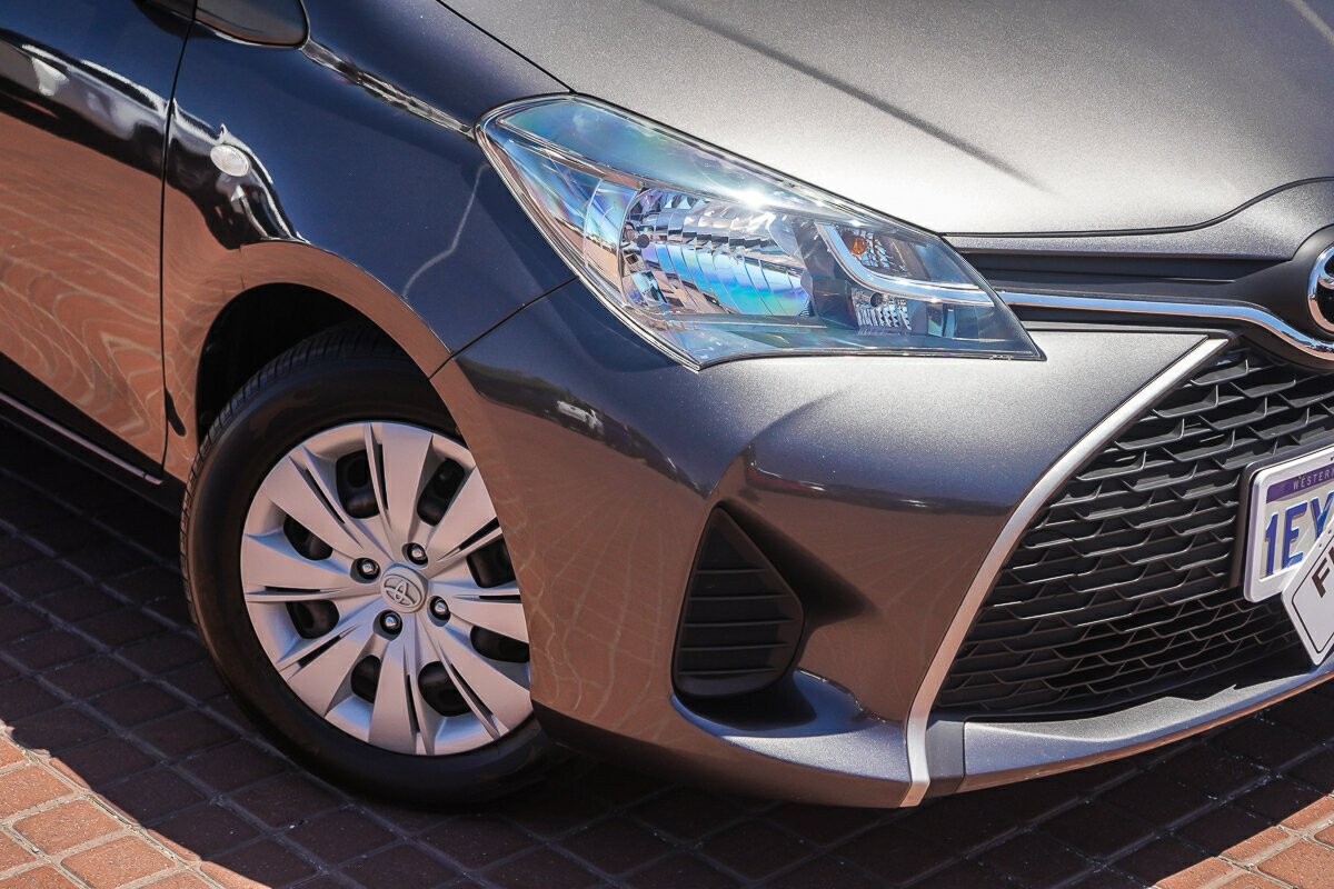 Toyota Yaris image 2