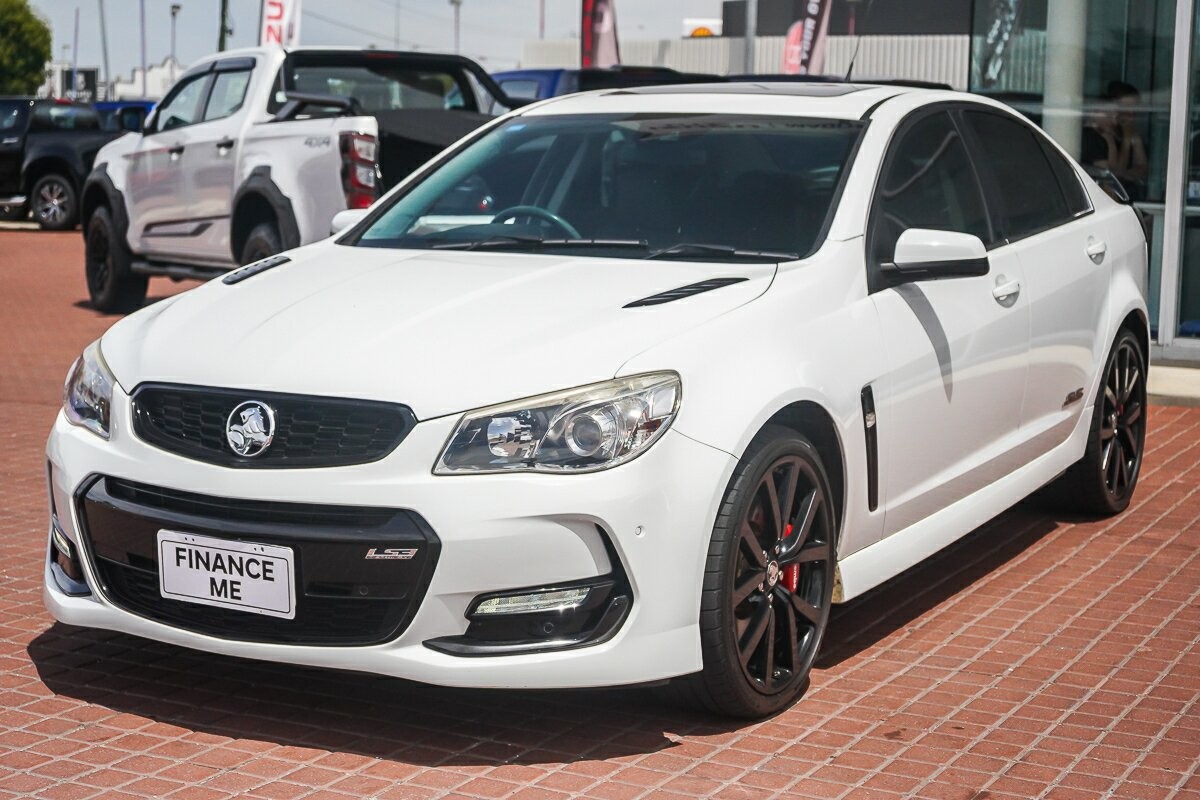 Holden Commodore image 4