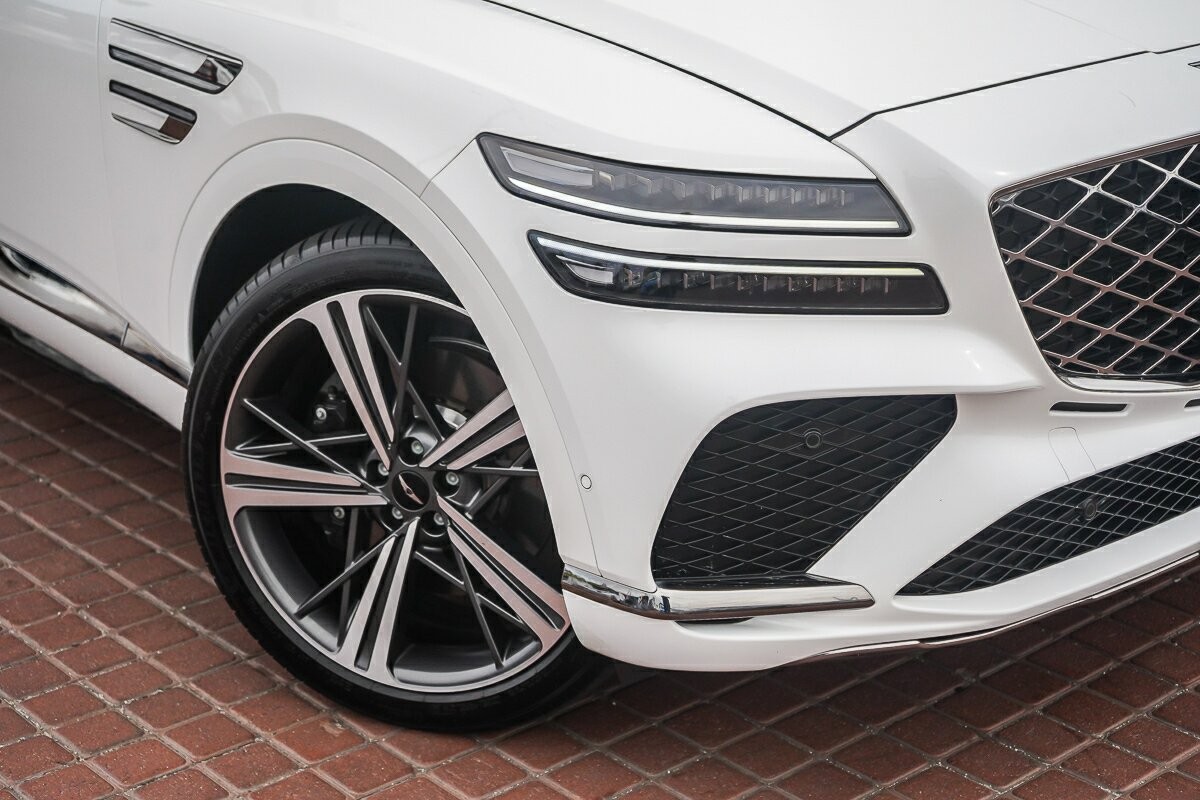 Genesis Gv80 image 2