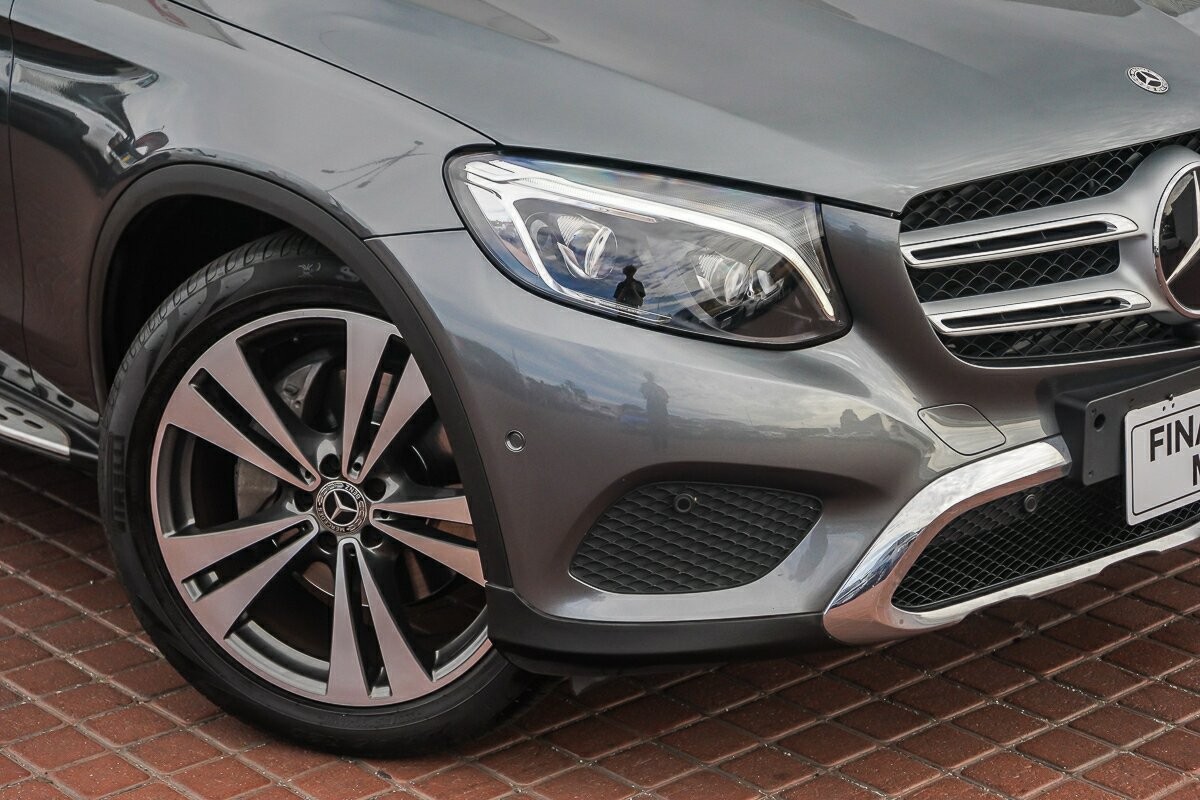 Mercedes Benz Glc-class image 2