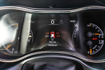 https://vehicle-cdn.autoleague.cloud/32225_81009432_16.jpg