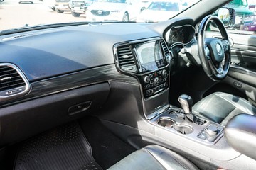 https://vehicle-cdn.autoleague.cloud/32225_81009432_21.jpg