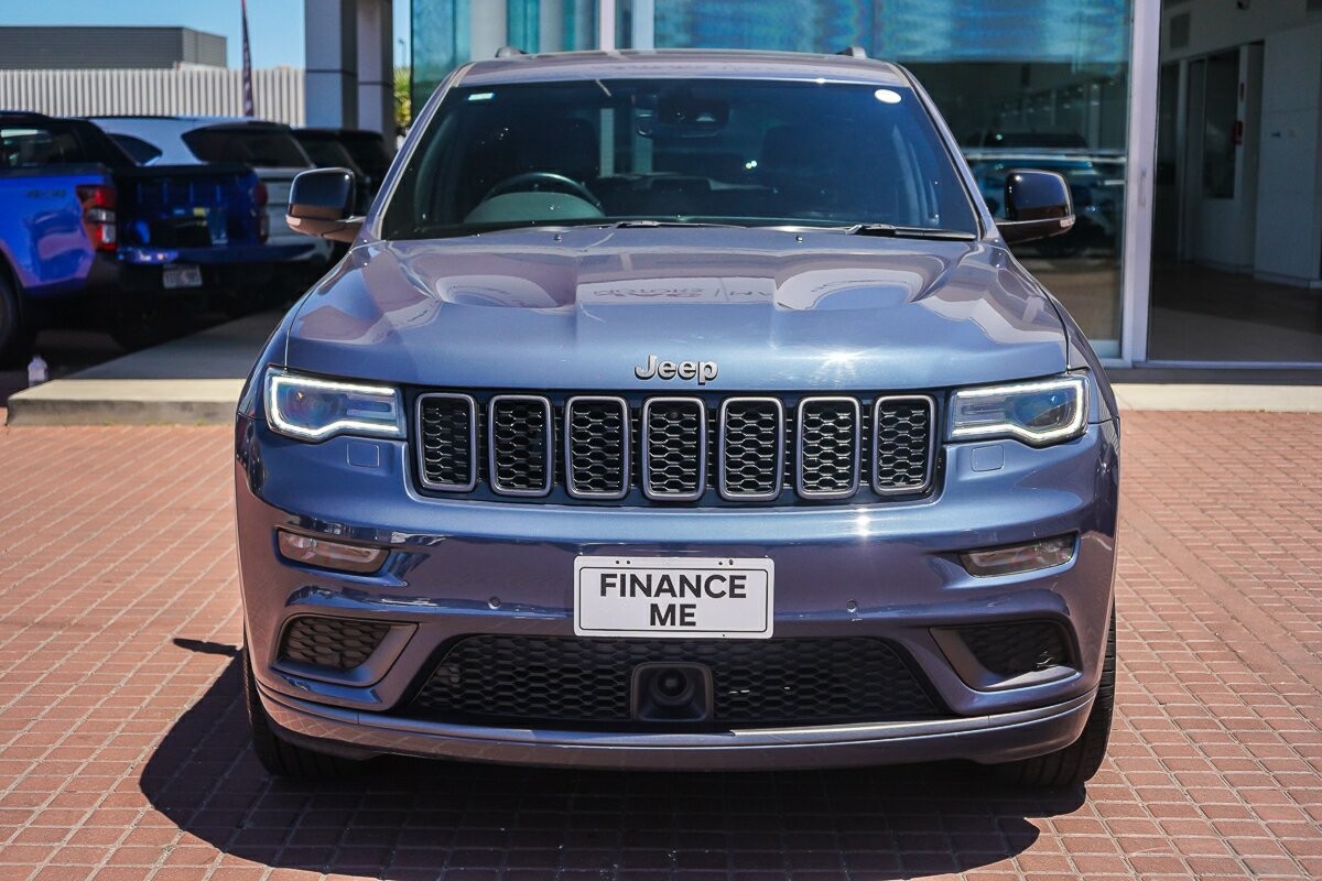 Jeep Grand Cherokee image 3