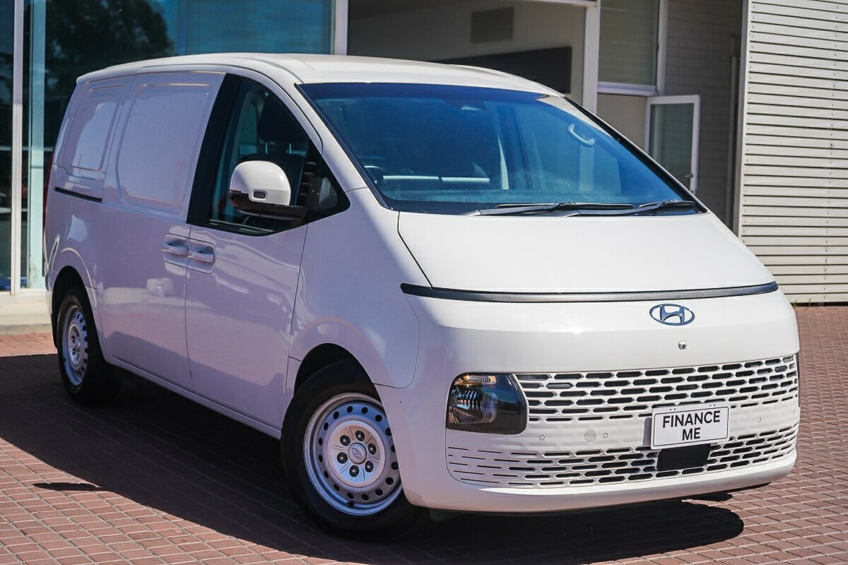 Hyundai Staria Load image 1