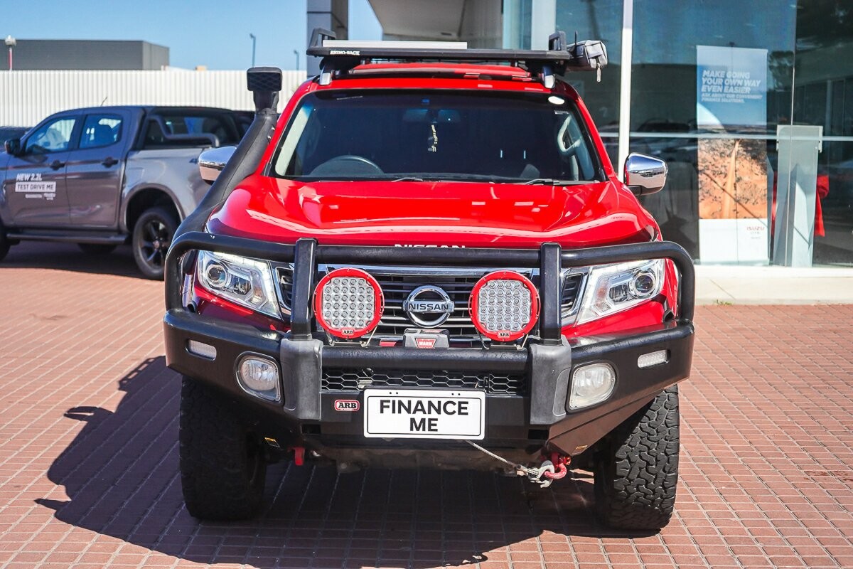 Nissan Navara image 3